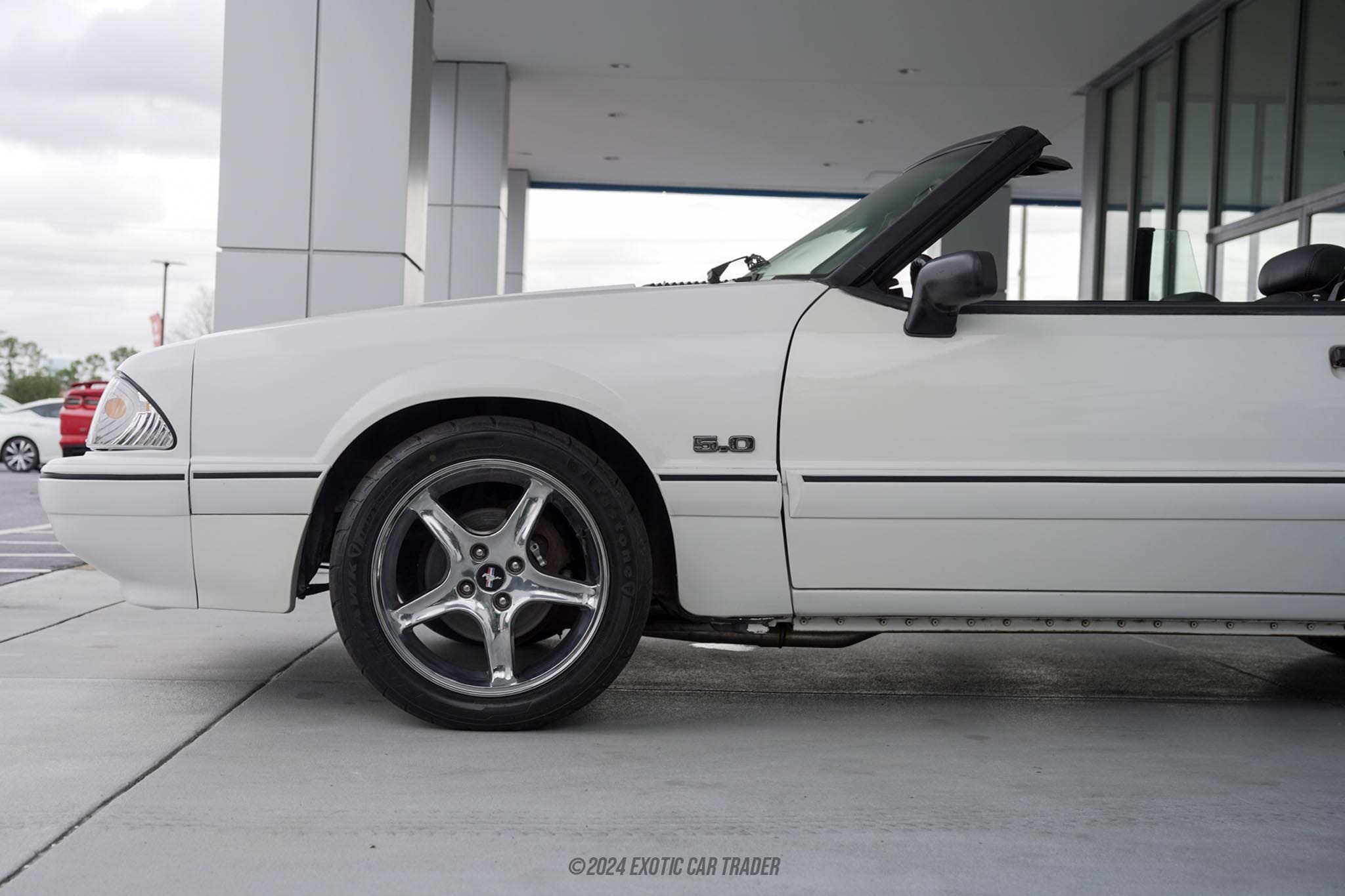 【HI FI FNK】Jenner Mustang 1993 Ford Mustang LX 5.0 Convertible for Sale | Exotic Car
